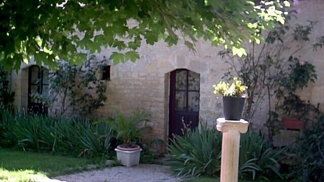 Photo of Outdoor in Champagne-le-Sec