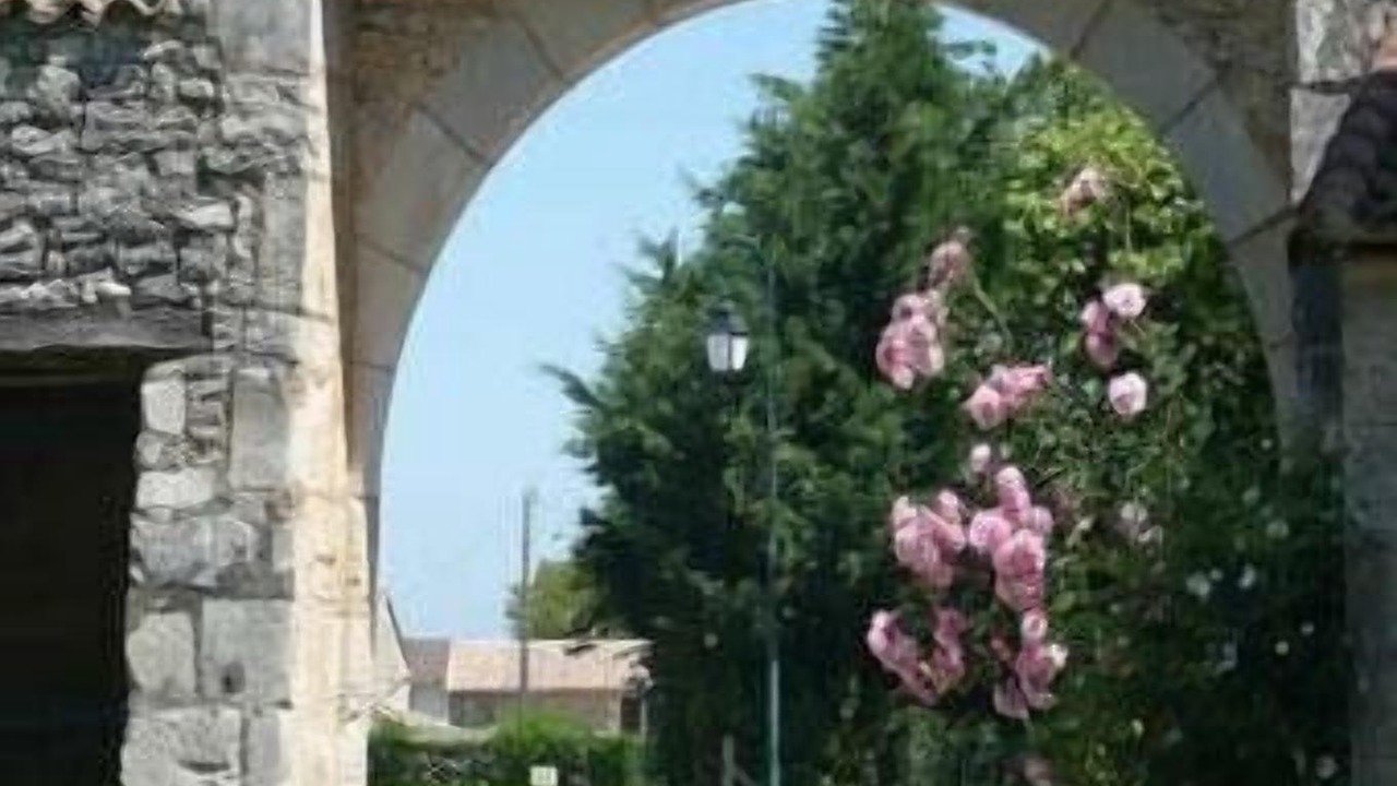 Photo of Outdoor in Champagne-le-Sec