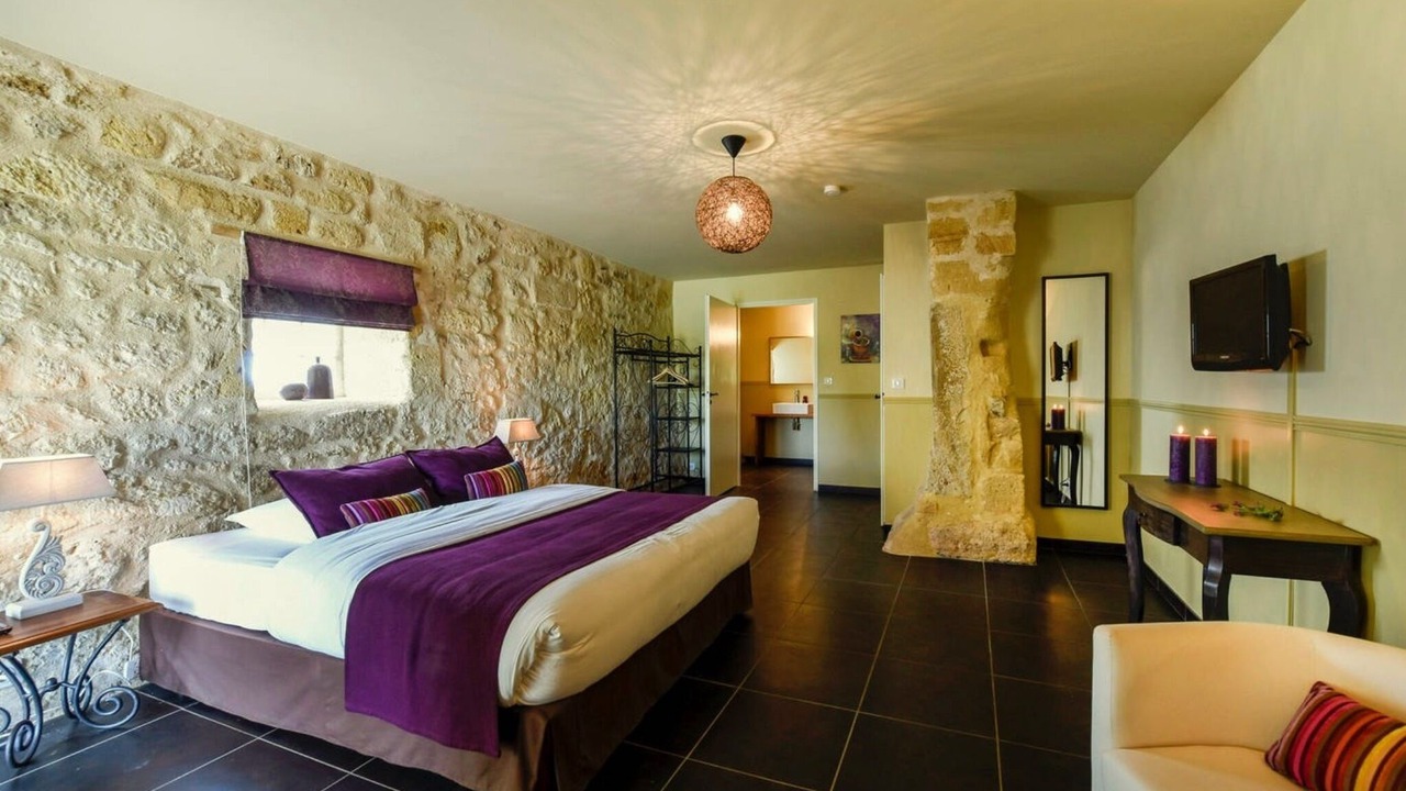 Photo of Bathroom in Les Salles-De-Castillon