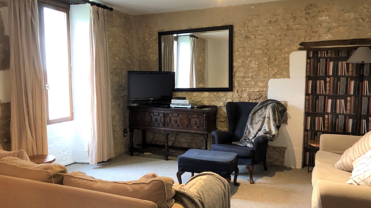 Photo of Livingroom in La Rochebeaucourt-et-Argentine