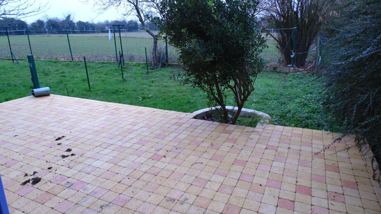 Photo of Outdoor in Charrais