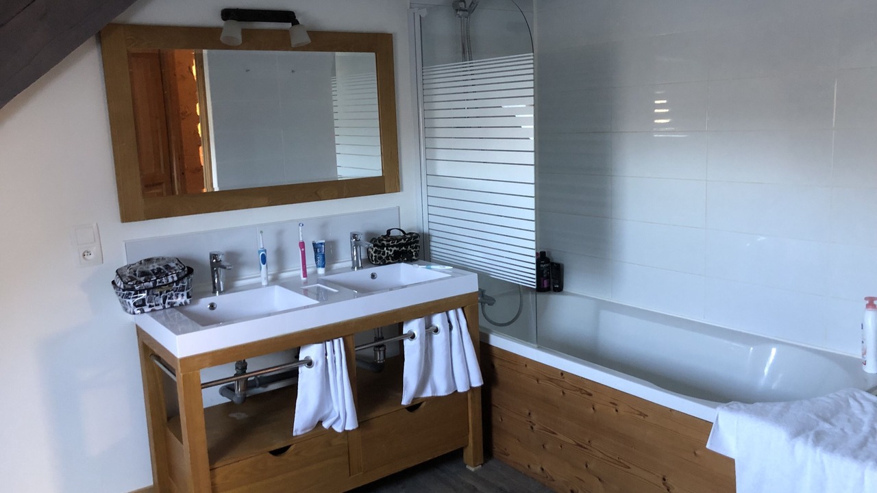 Photo of Bathroom in Saint-Julien-de-Crempse