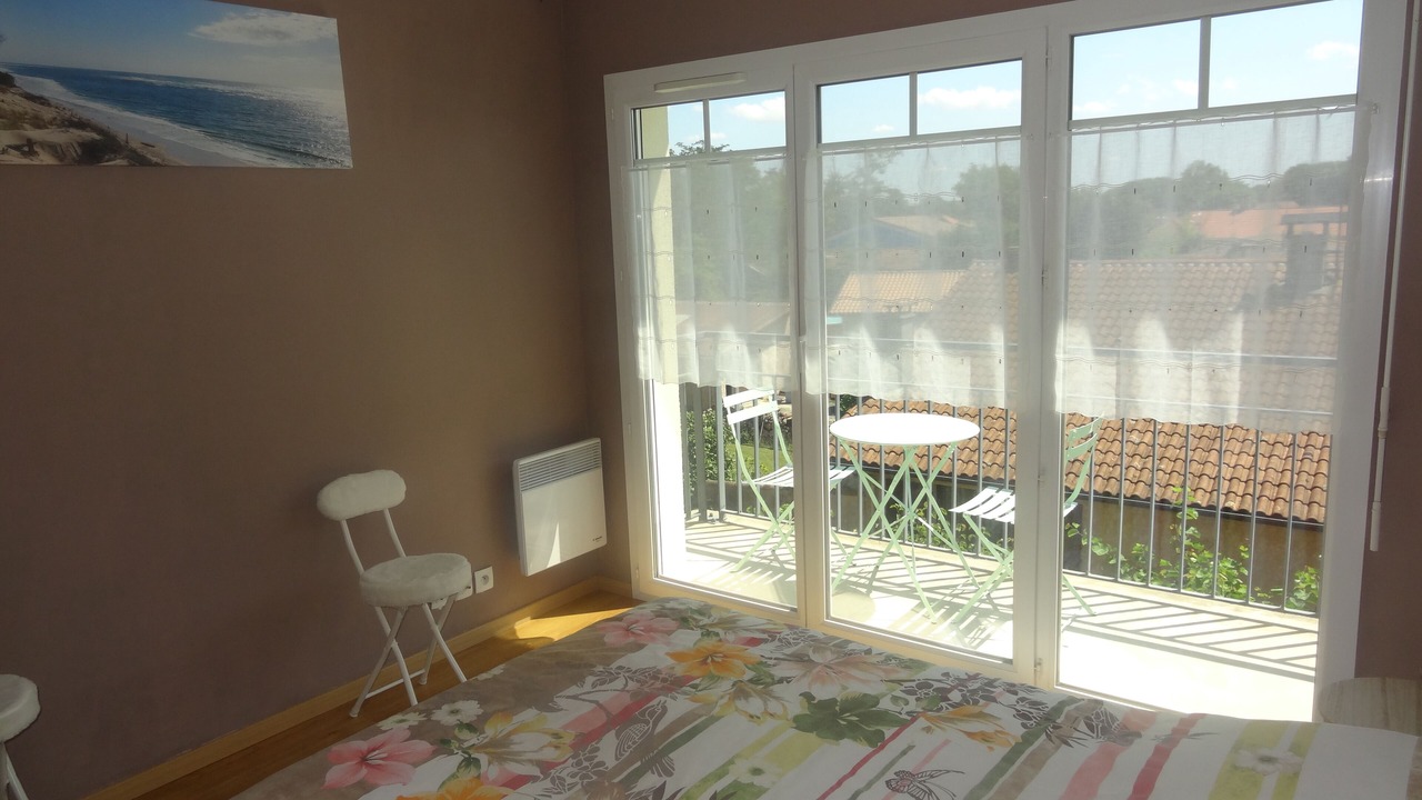 Photo of Bedroom in Gujan-Mestras
