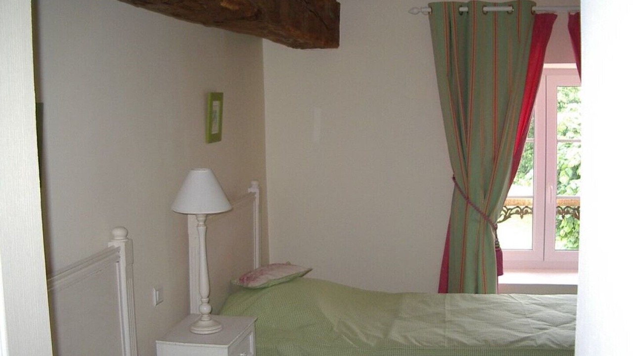 Photo of Bedroom in Isle