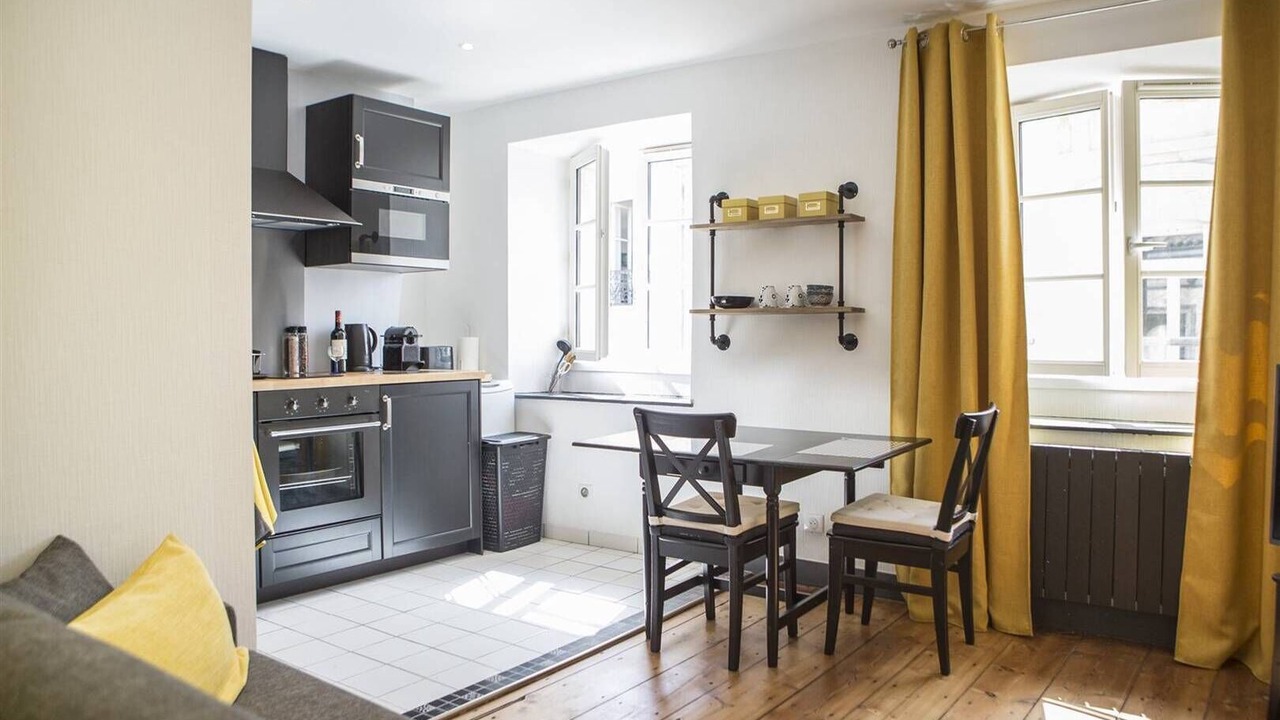 Photo of Kitchen in Hotel de Ville - Quinconces