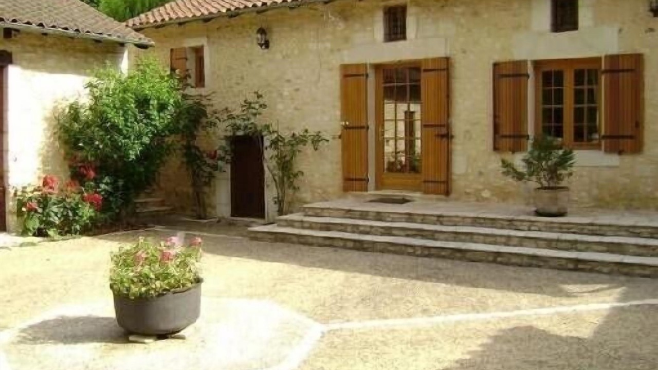 Photo of Outdoor in Chateau-l'Eveque
