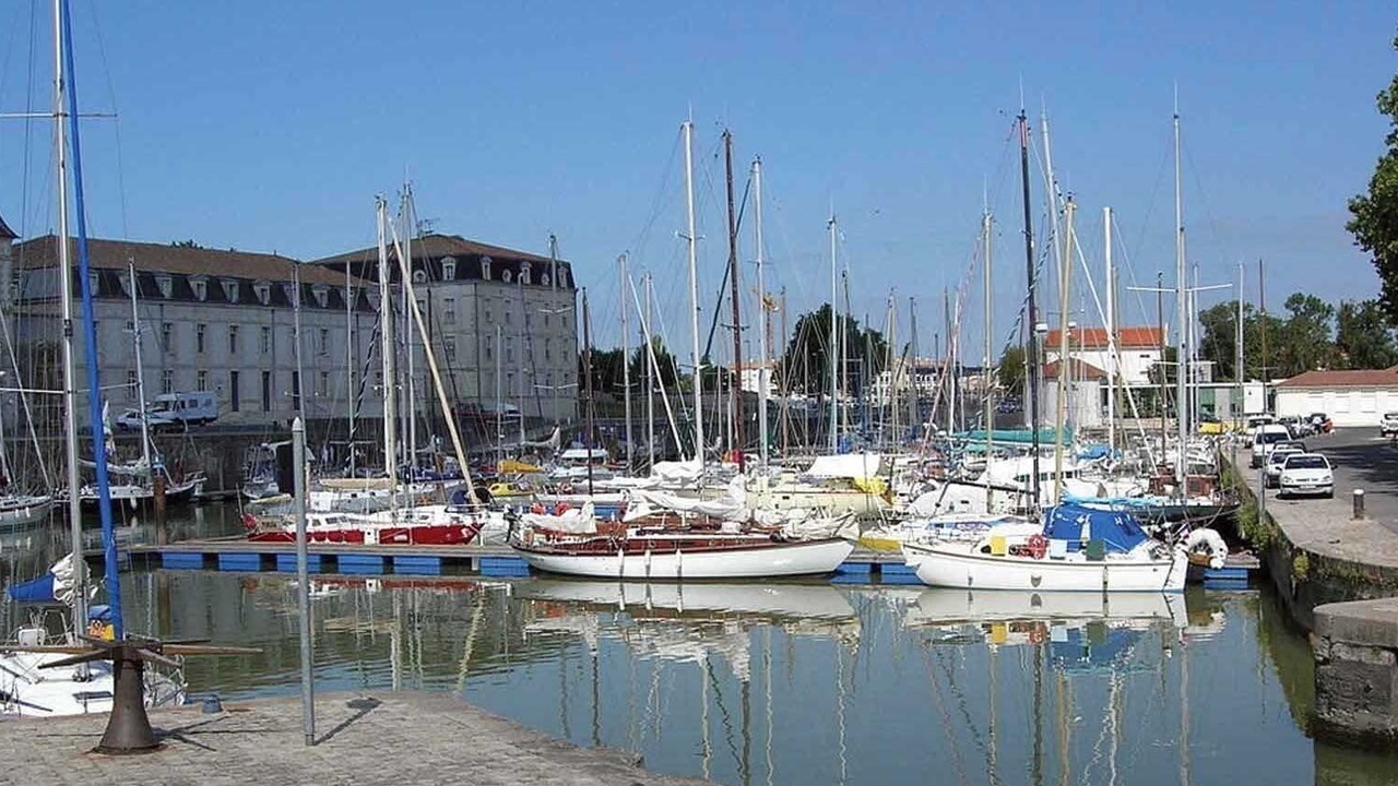 Photo of Others in Rochefort