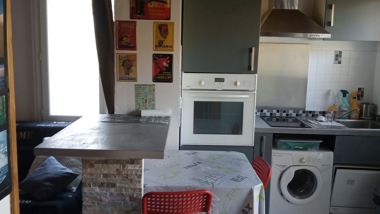 Photo of Kitchen in Saint-Michel-Escalus