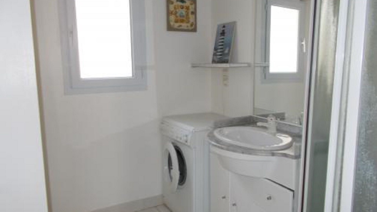 Photo of Bathroom in La Flotte