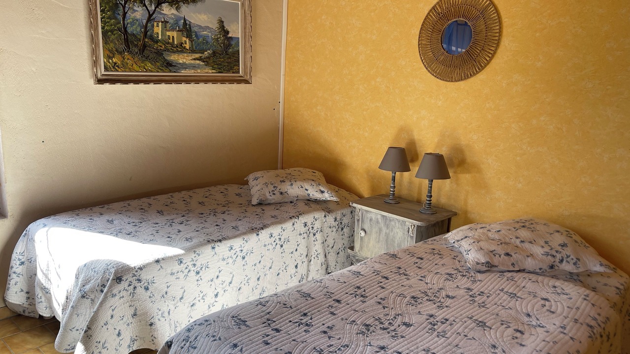 Photo of Bedroom in Valojoulx