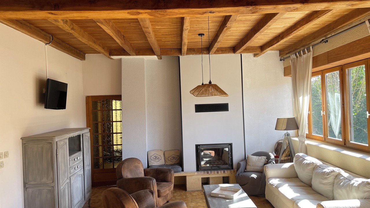 Photo of Livingroom in Valojoulx