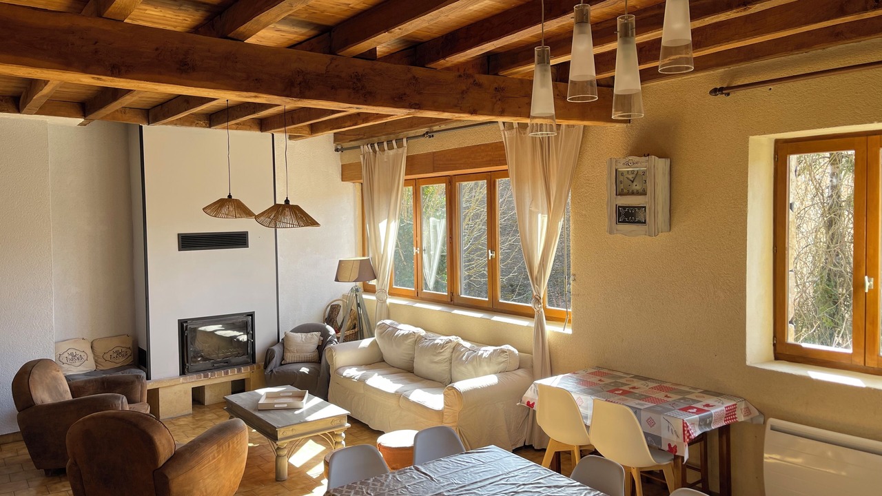 Photo of Livingroom in Valojoulx