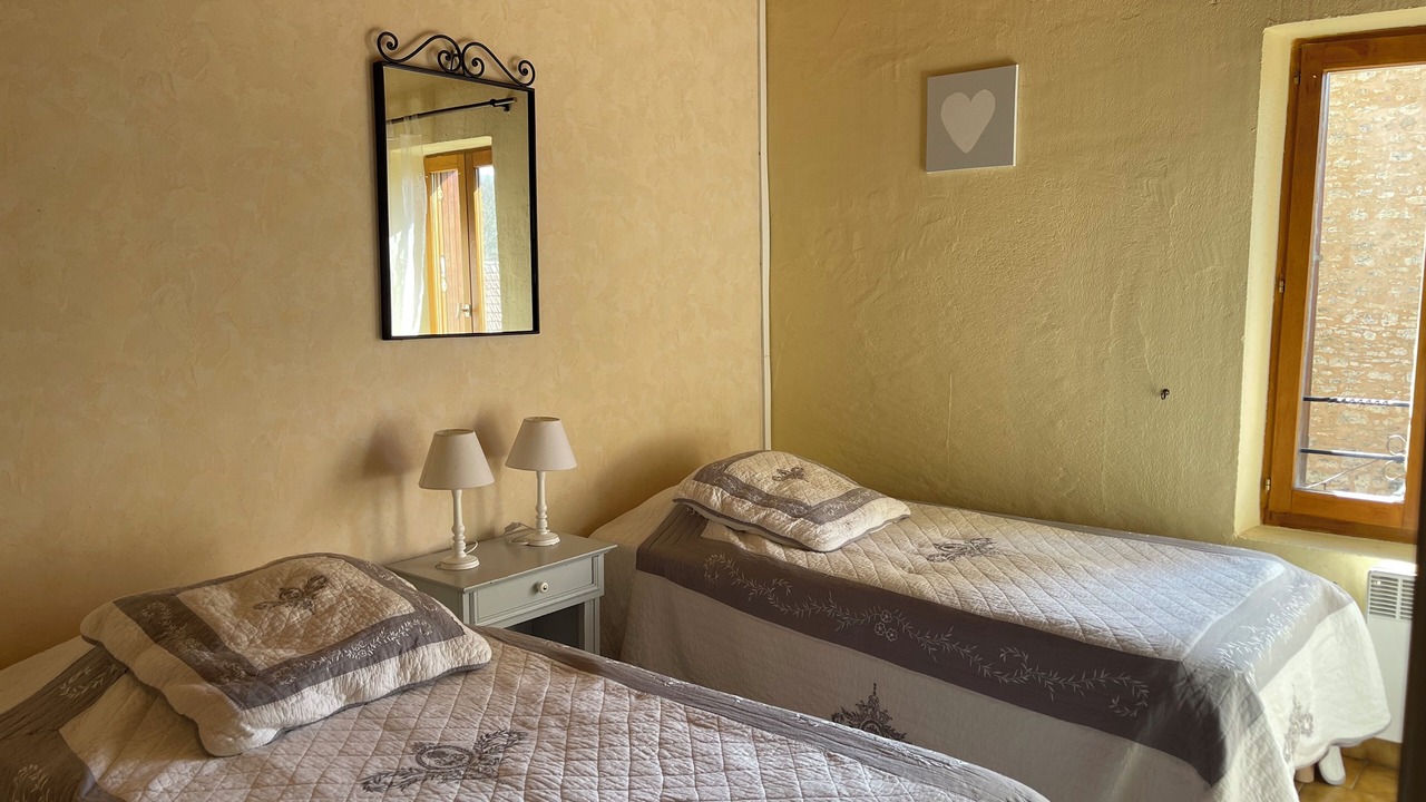 Photo of Bedroom in Valojoulx