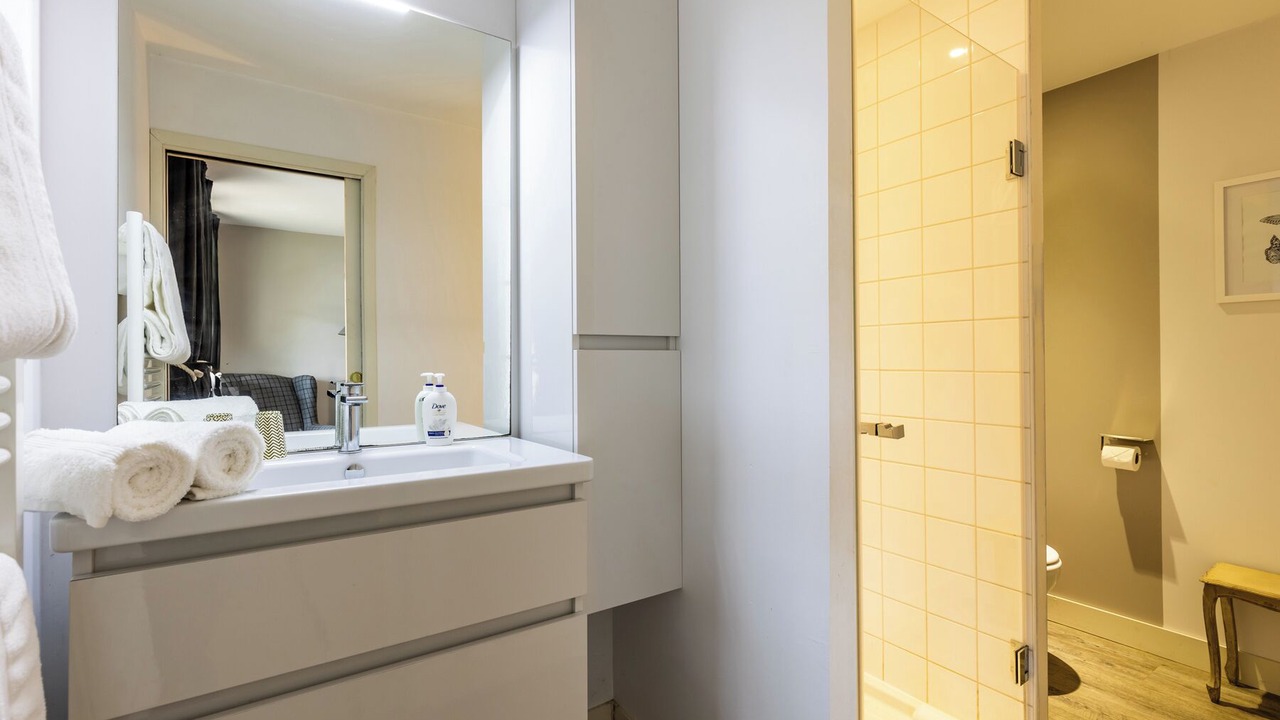 Photo of Bathroom in Saint-Emilion