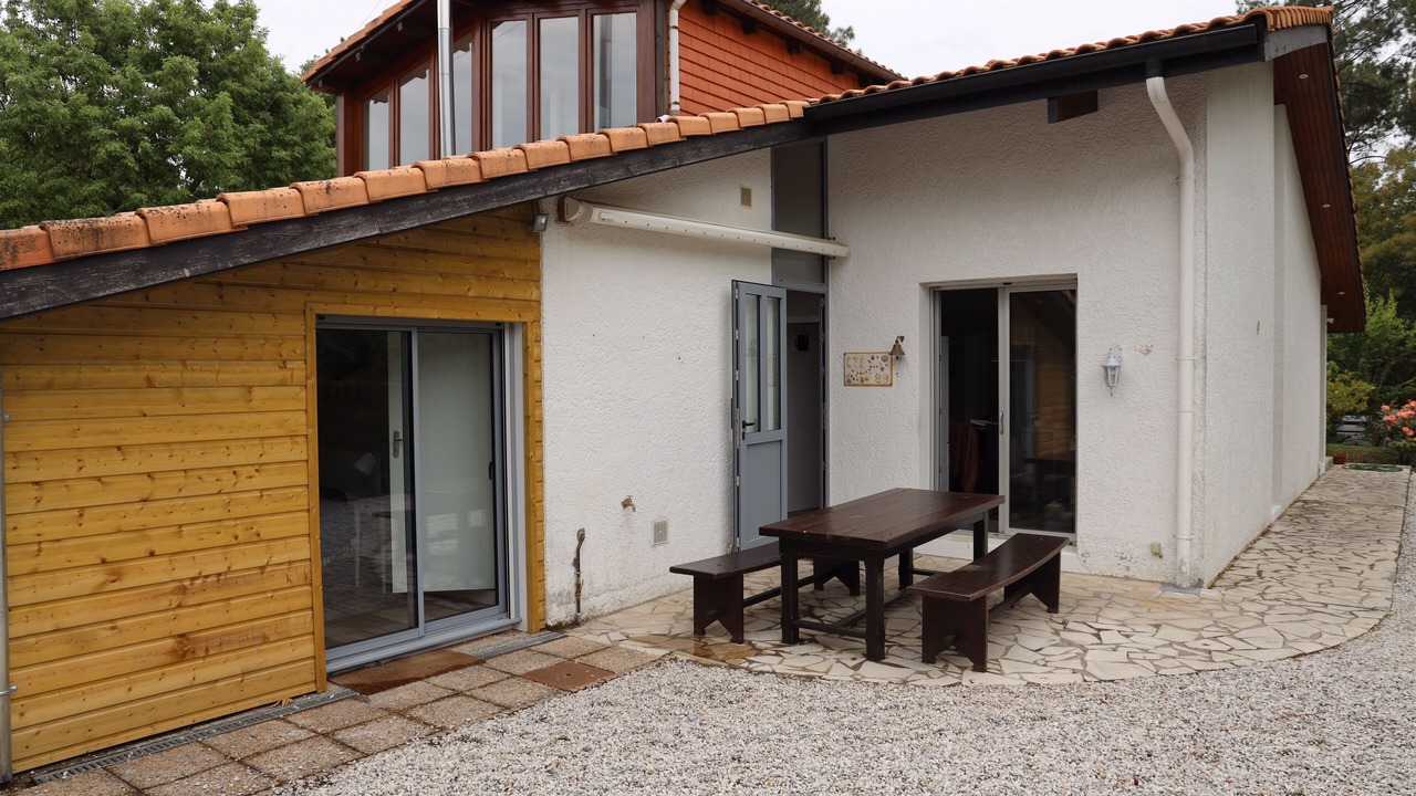 Photo of Outdoor in Lanton