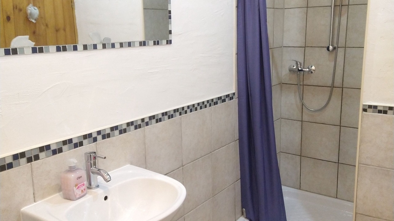 Photo of Bathroom in Domme