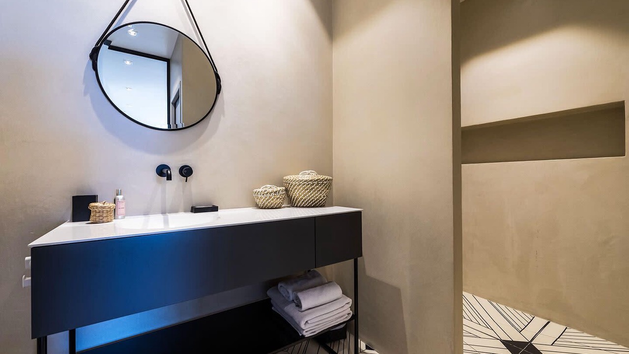 Photo of Bathroom in Biarritz City Centre