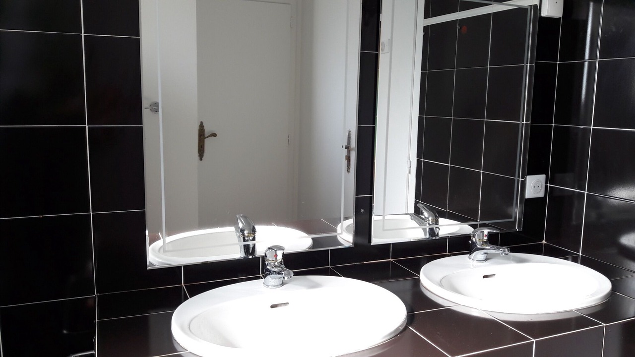 Photo of Bathroom in Saint-Palais-sur-Mer