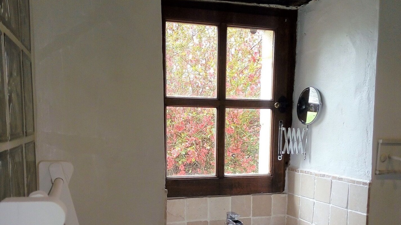 Photo of Bathroom in Salon