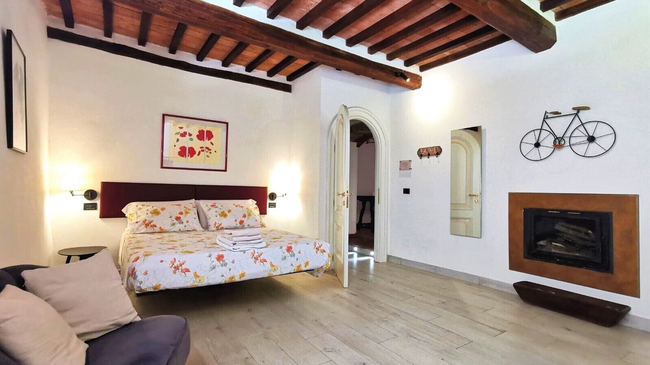 Photo of Bedroom in Monticchiello