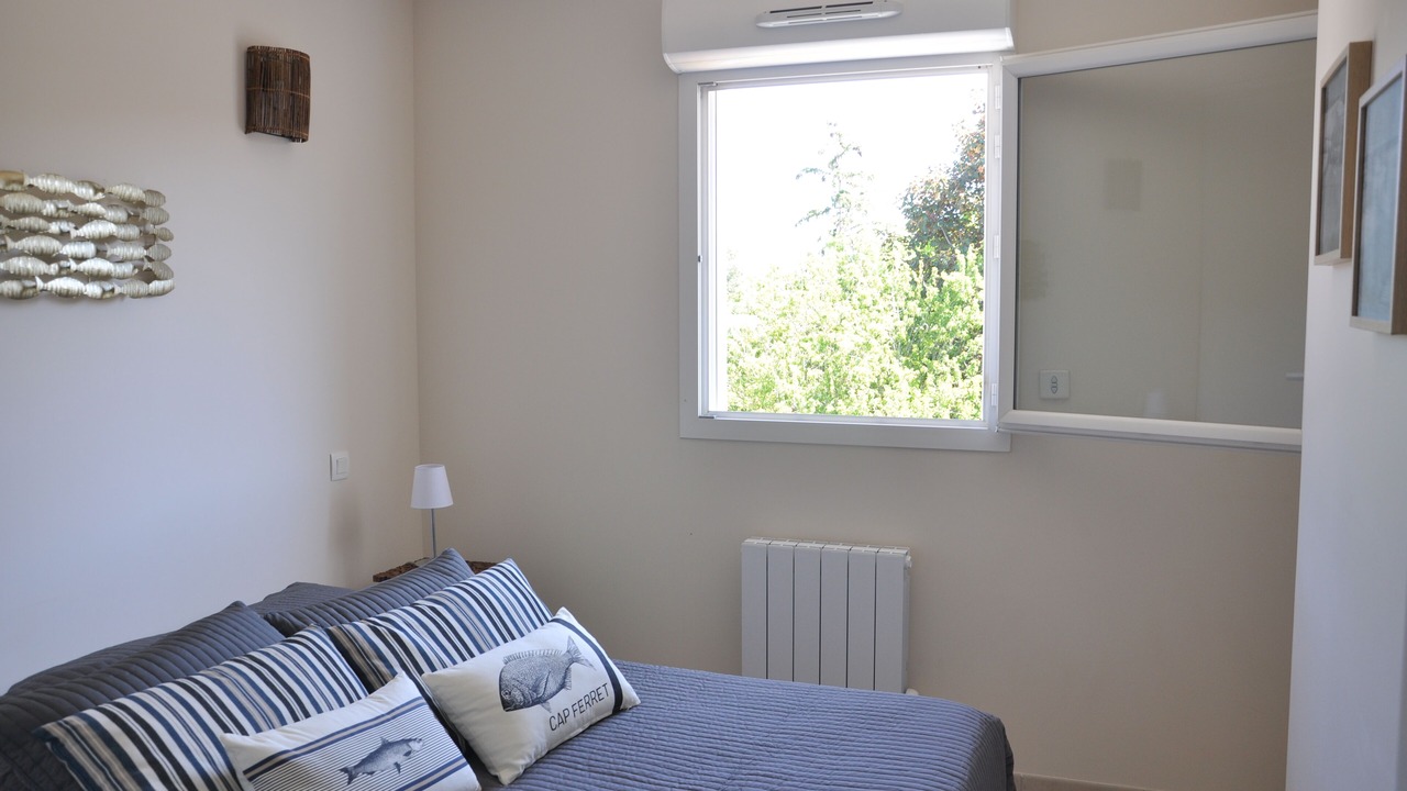 Photo of Bedroom in Ares