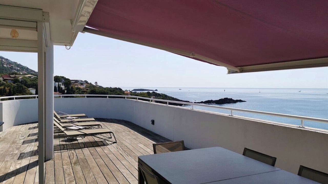 Photo of Outdoor in Antheor