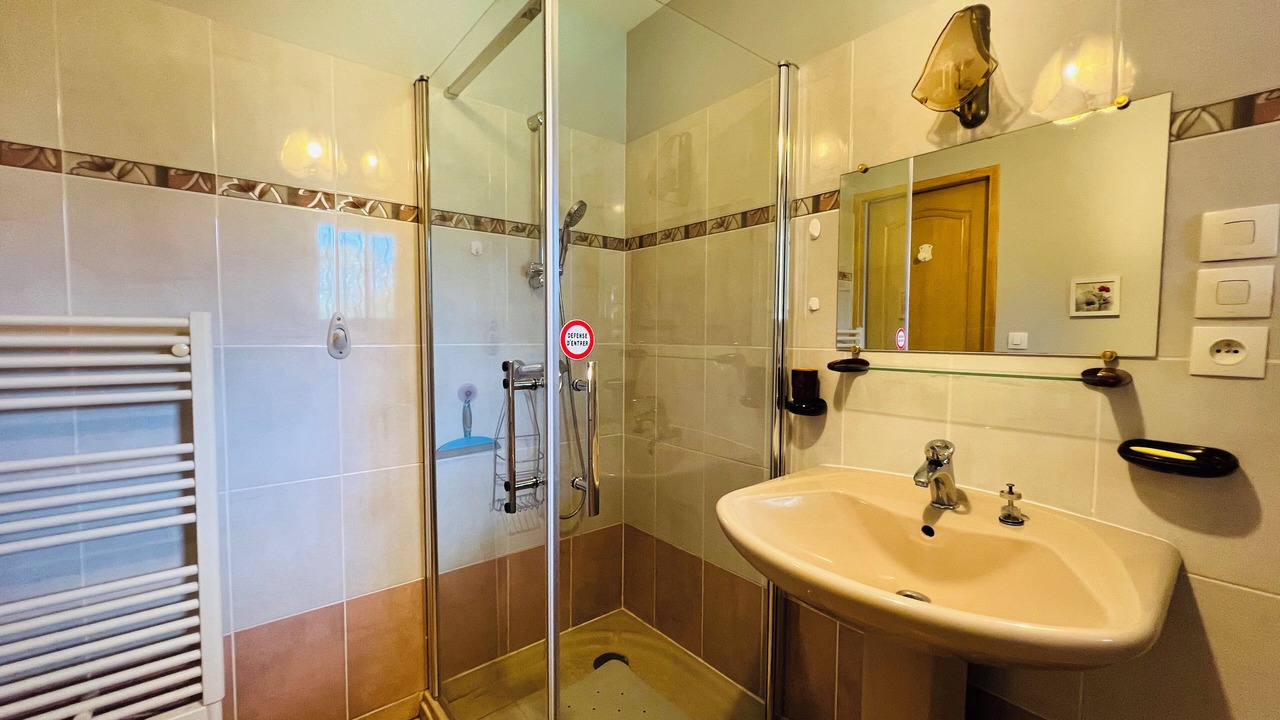 Photo of Bathroom in Le Barp