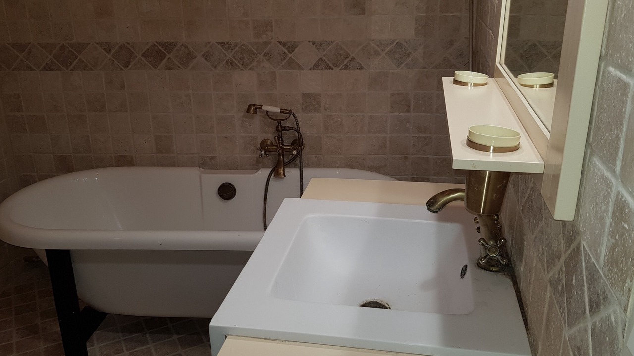Photo of Bathroom in Avignon City Centre