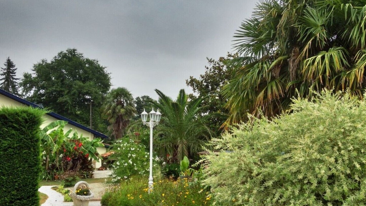 Photo of Outdoor in Saint-Lon-les-Mines