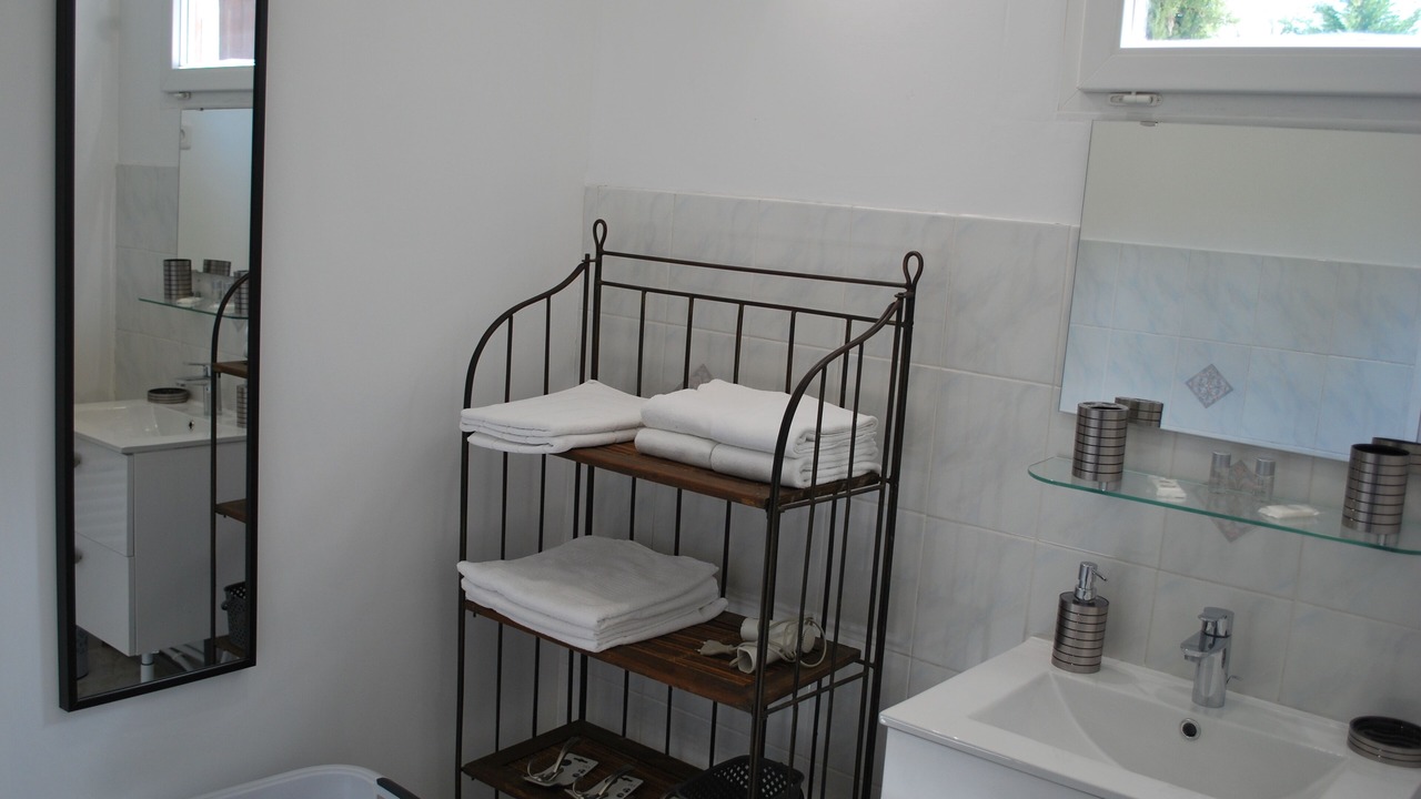 Photo of Bathroom in Fregimont