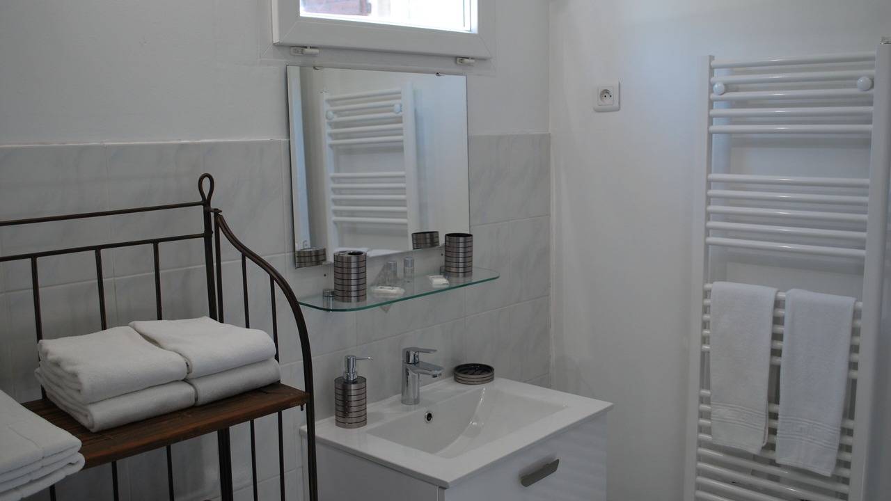Photo of Bathroom in Fregimont