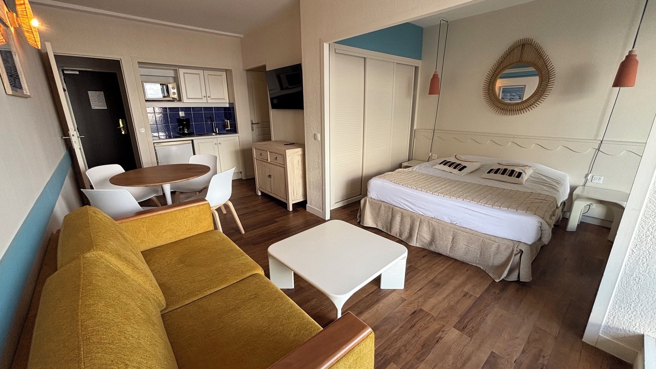 Photo of Bedroom in Biarritz City Centre