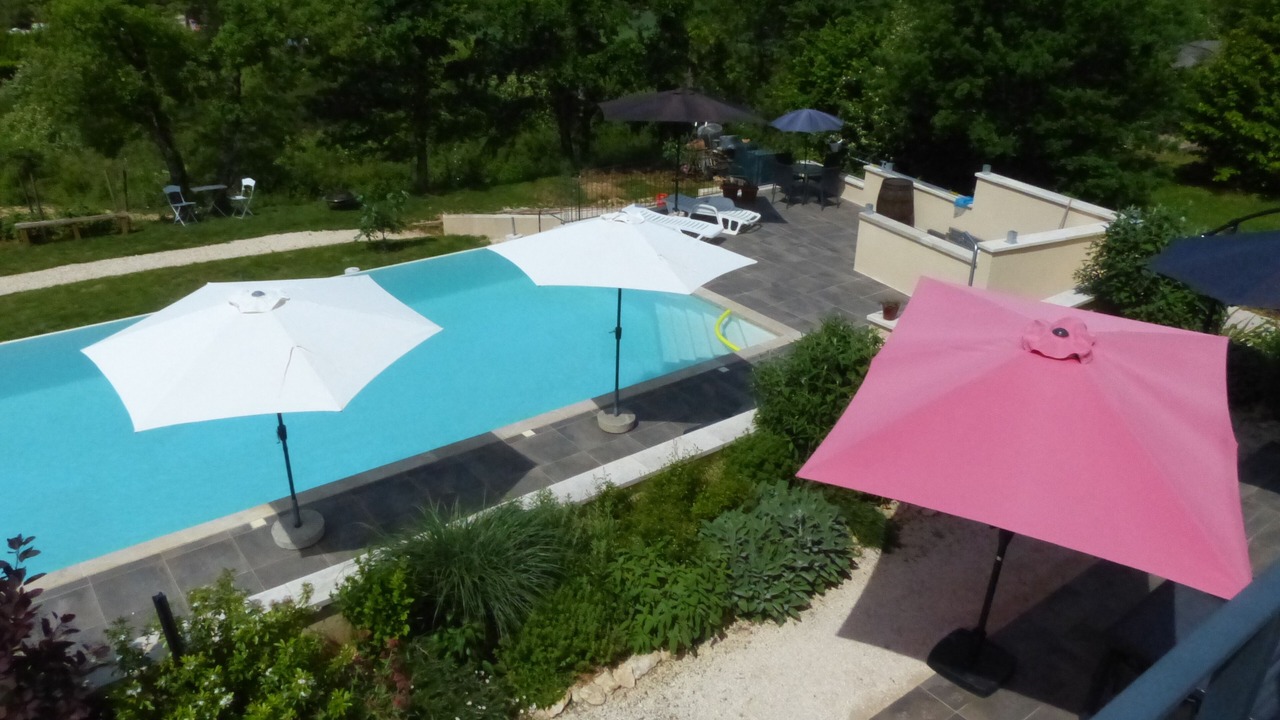 Photo of Patio Balcony in Saint-Julien-de-Lampon