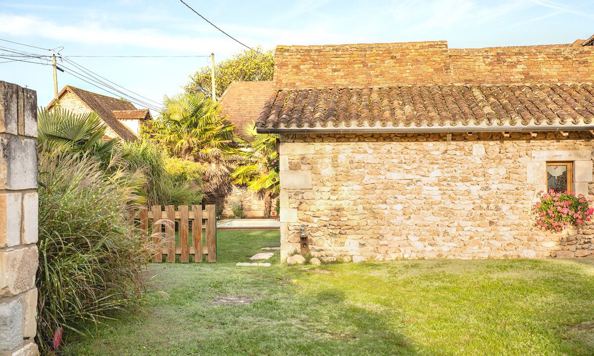 Photo of Outdoor in Saint-Crepin-d'Auberoche