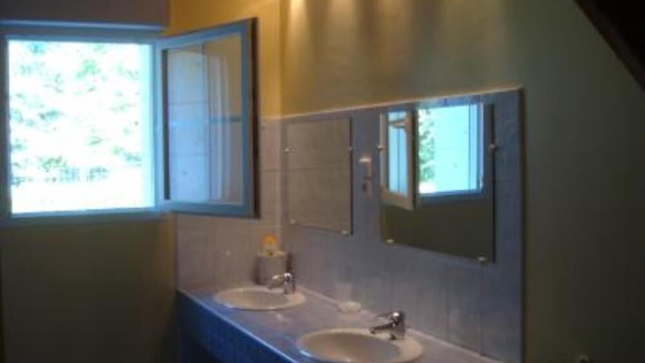 Photo of Bathroom in Nanteuil-de-Bourzac