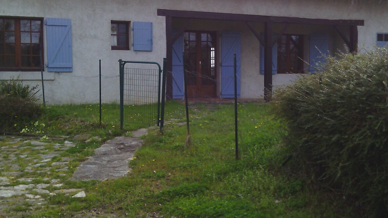 Photo of Outdoor in Laa-Mondrans