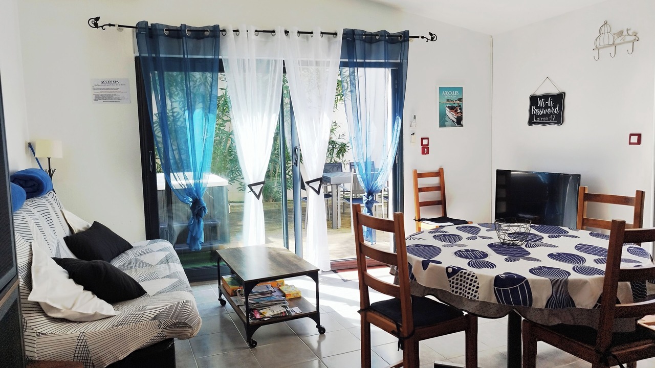Photo of Livingroom in Angoulins