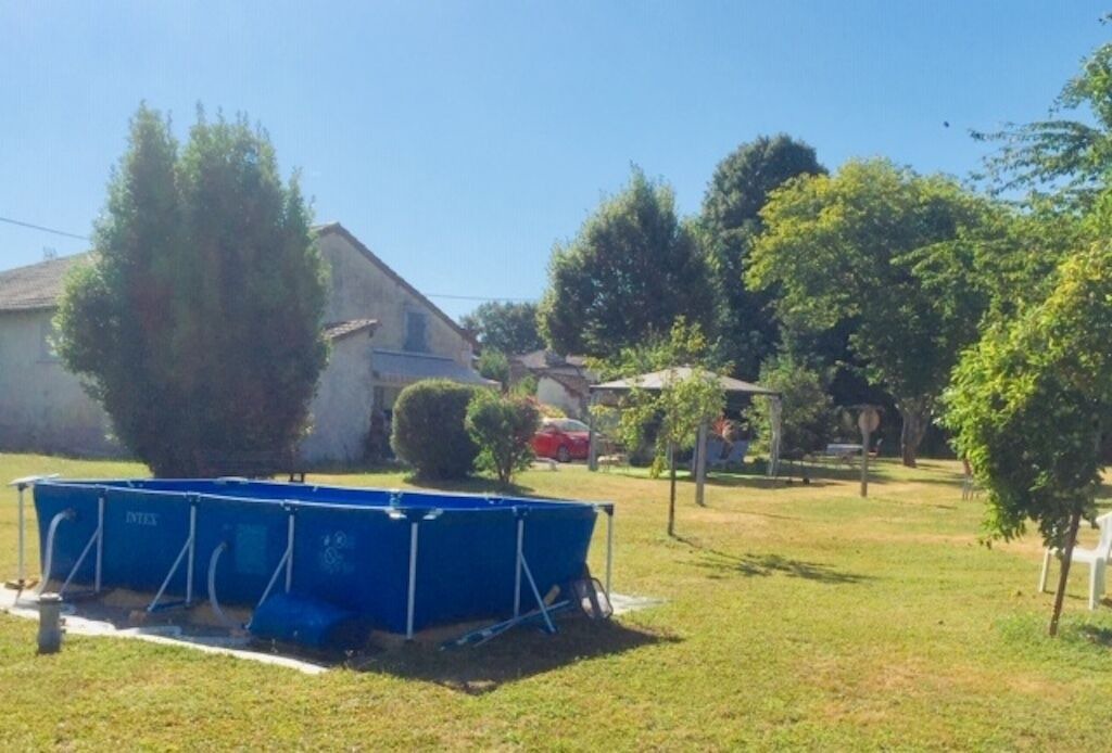 Photo of Outdoor in Douchapt