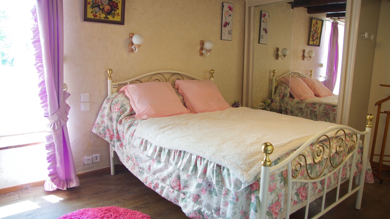 Photo of Bedroom in Douchapt