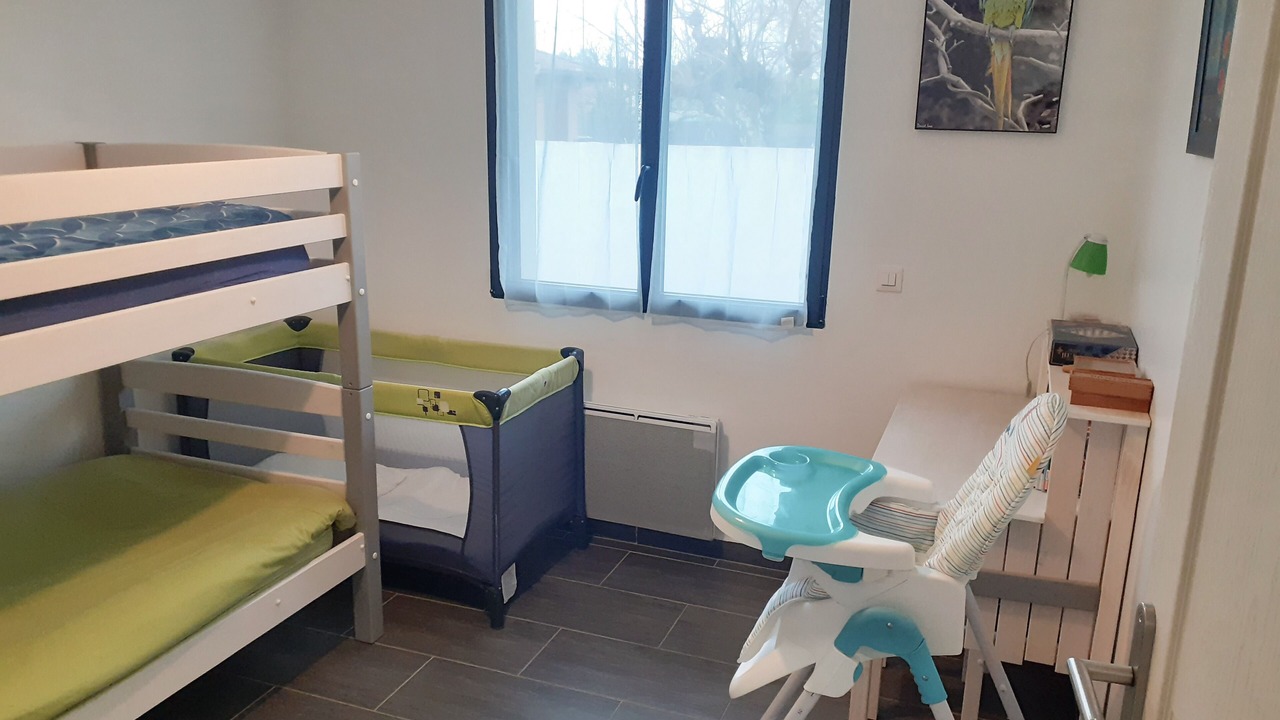 Photo of Bedroom in Gujan-Mestras