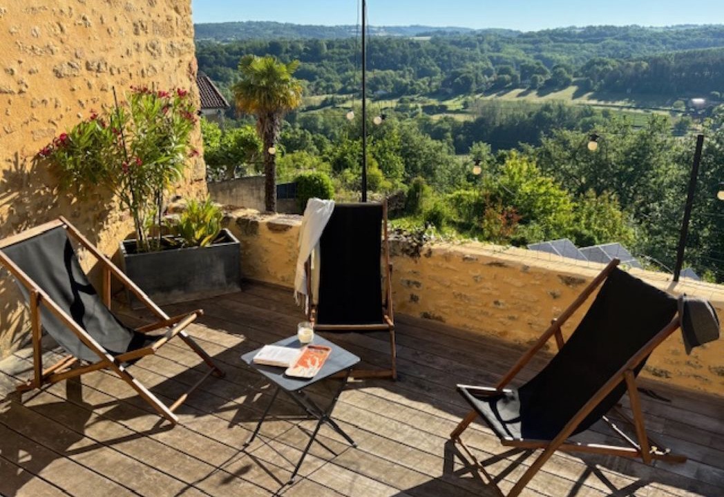 Photo of Patio Balcony in Pays-de-Belves