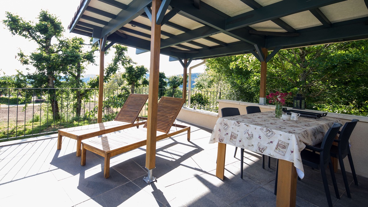 Photo of Outdoor in Saint-Julien-de-Lampon