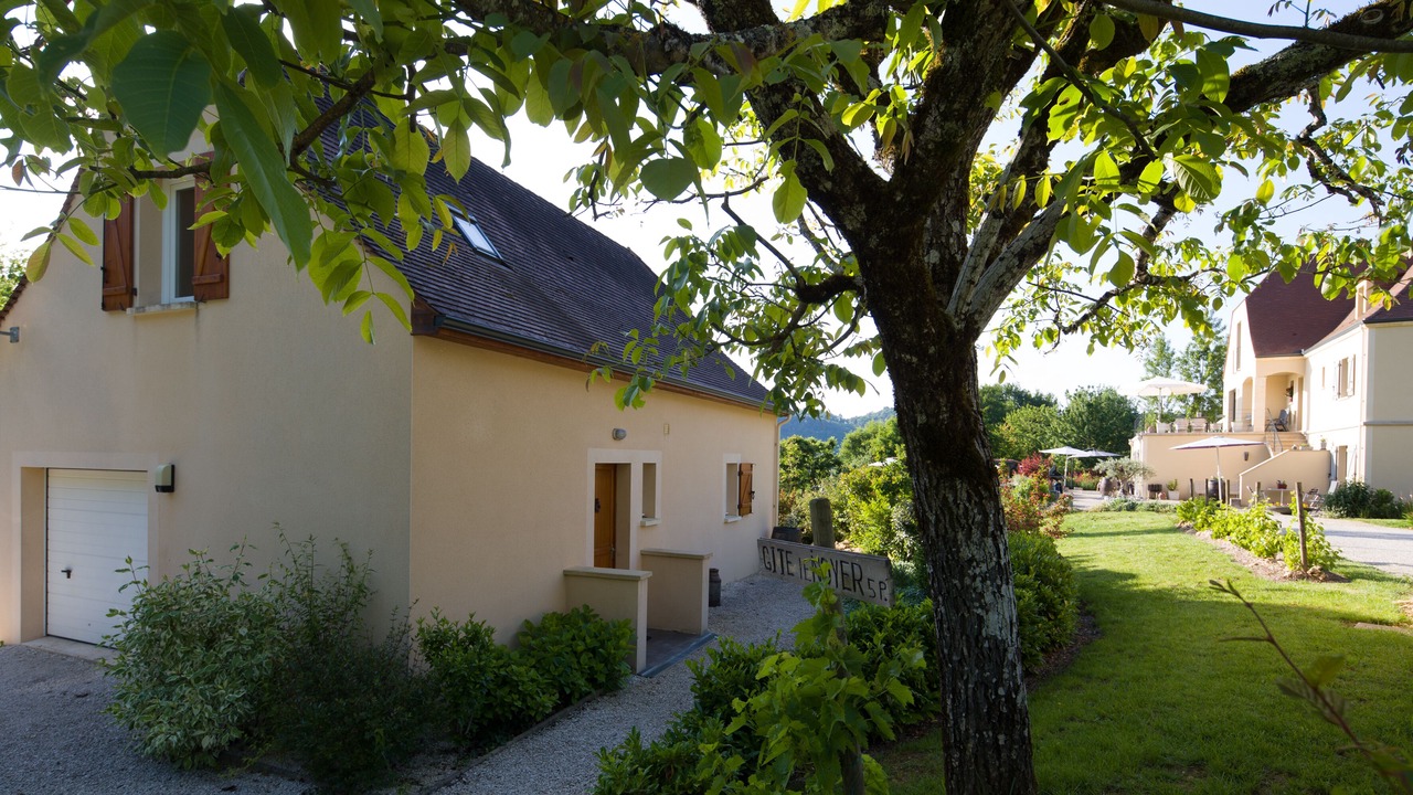 Photo of Outdoor in Saint-Julien-de-Lampon