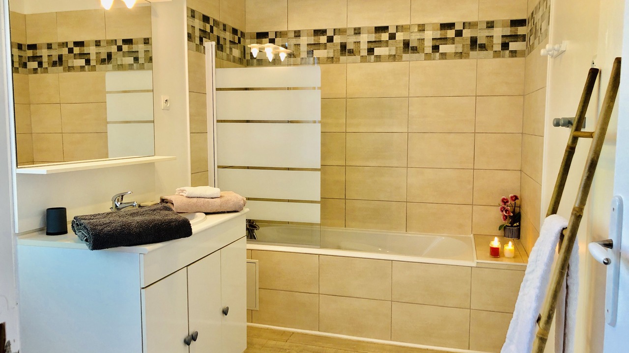 Photo of Bathroom in Montignac