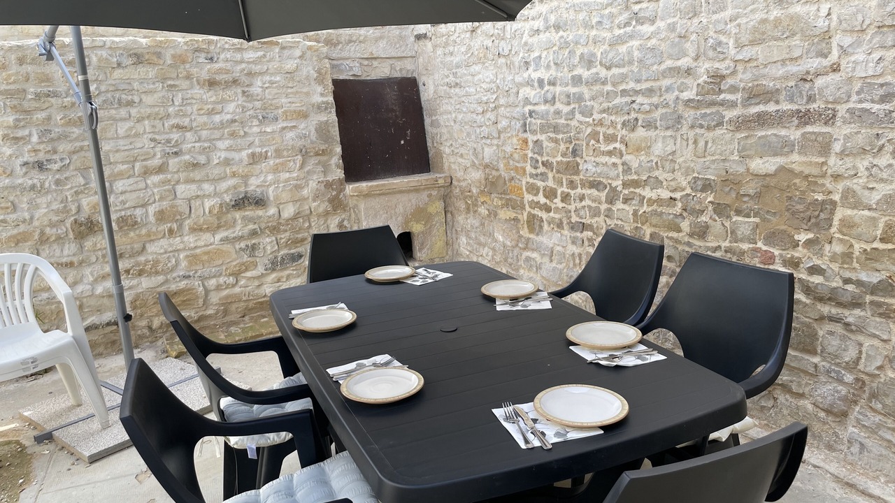 Photo of Outdoor in Luxe