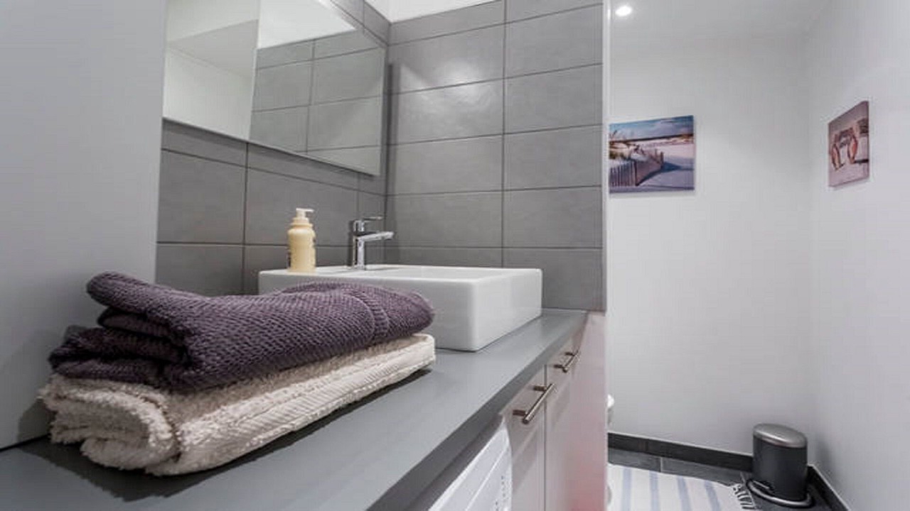 Photo of Bathroom in Hotel de Ville - Quinconces