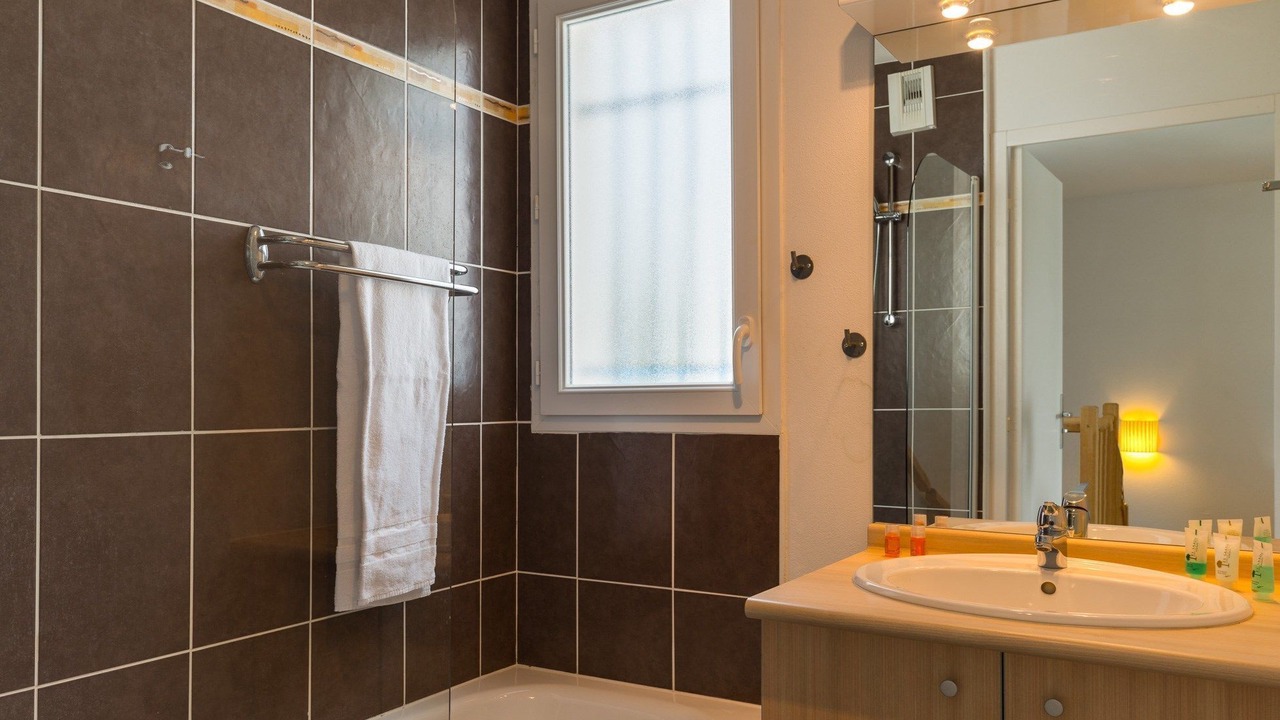 Photo of Bathroom in Saint-Palais-sur-Mer
