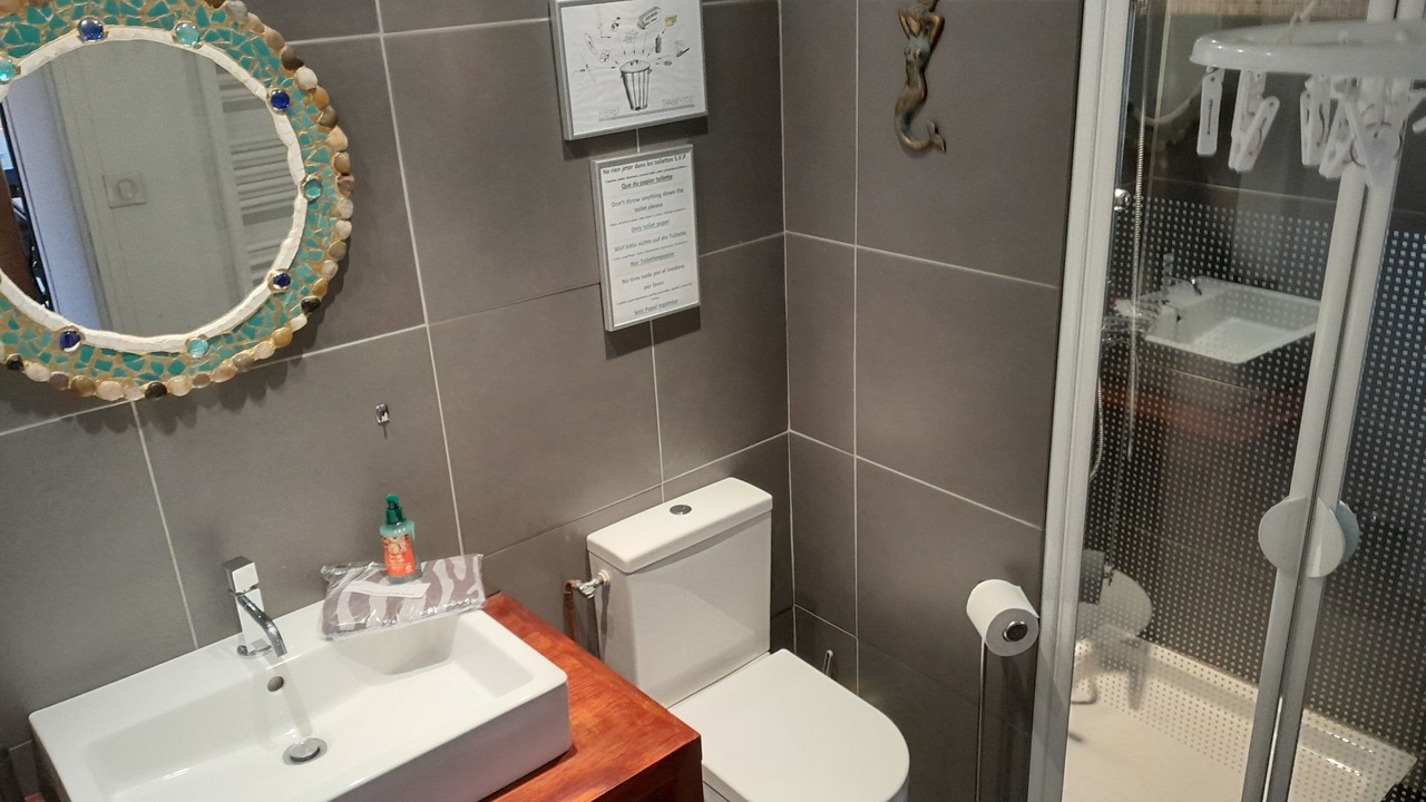 Photo of Bathroom in La Teste-de-Buch