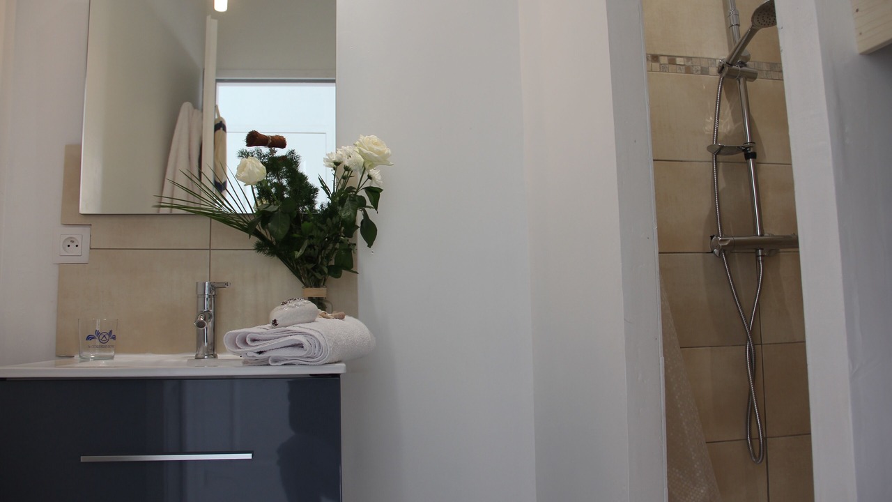 Photo of Bathroom in Rochefort
