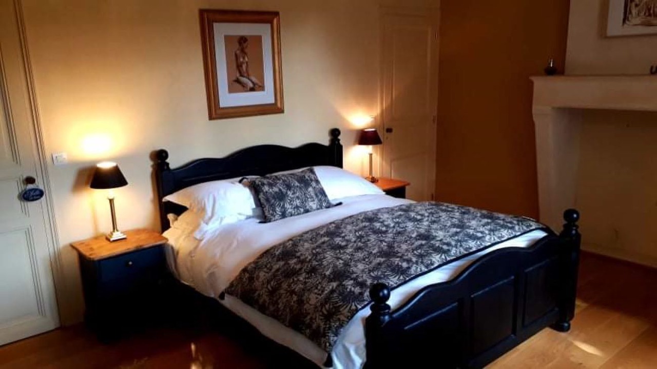 Photo of Bedroom in Expiremont